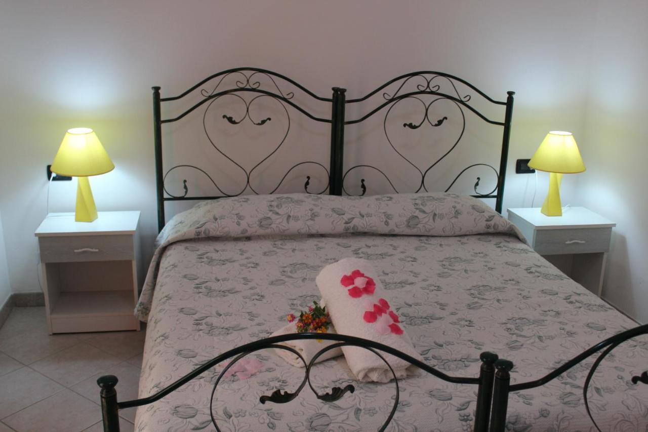 Castro  Amoru Bed & Breakfast מראה חיצוני תמונה
